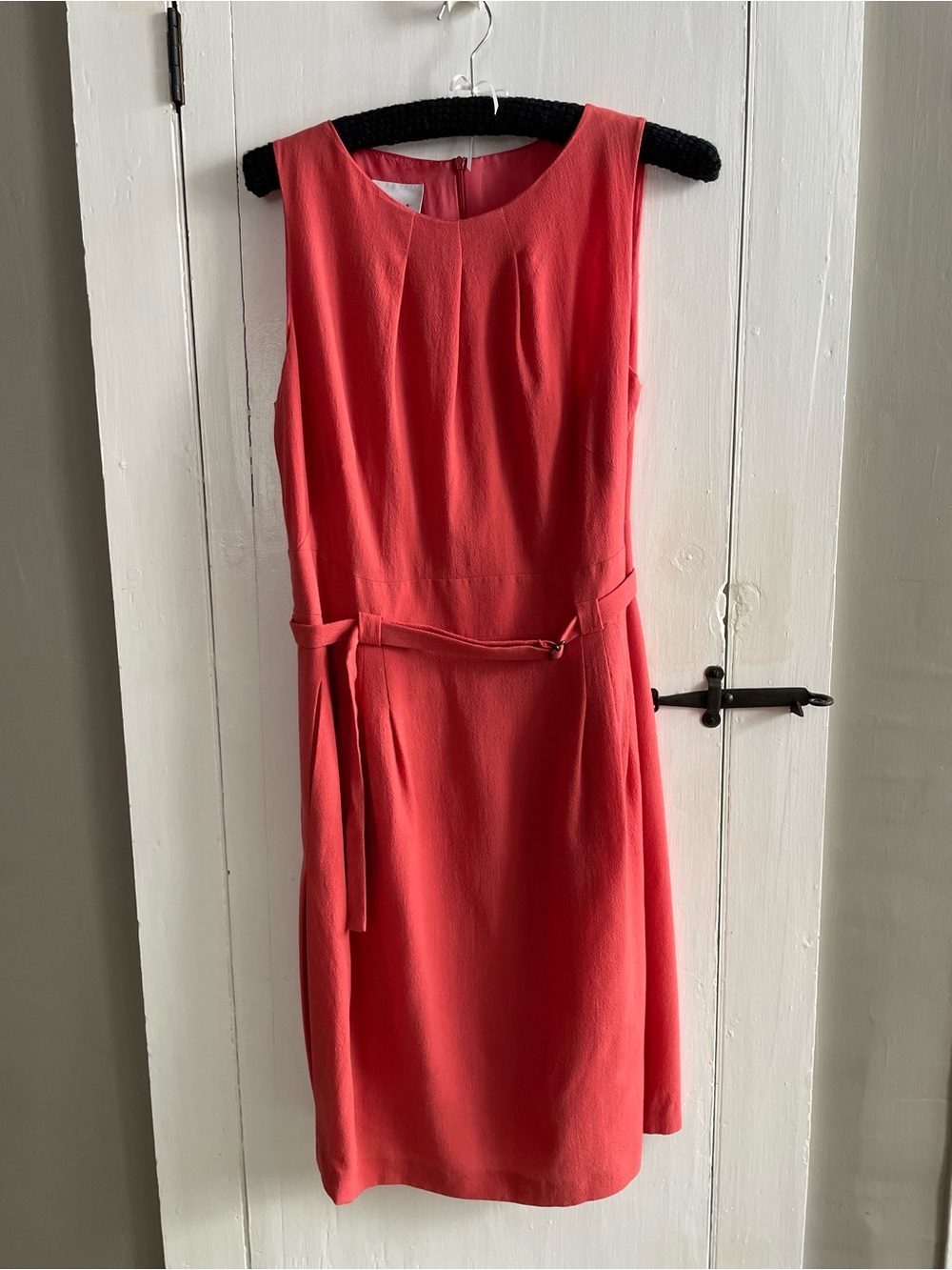 Akris Punto 100% Wool Sleeveless Coral Sheath Dress with Belted Waist Size 12